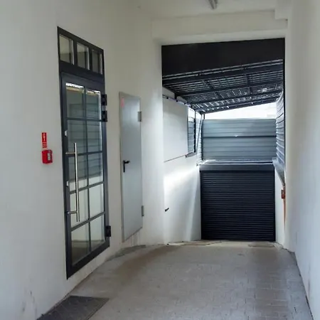 Apartman Nowy Przy Placu Szembeka Varsó