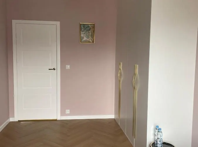 Nowy Przy Placu Szembeka