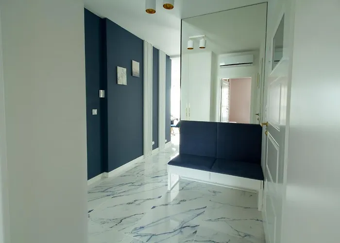 Nowy Przy Placu Szembeka * وارسو