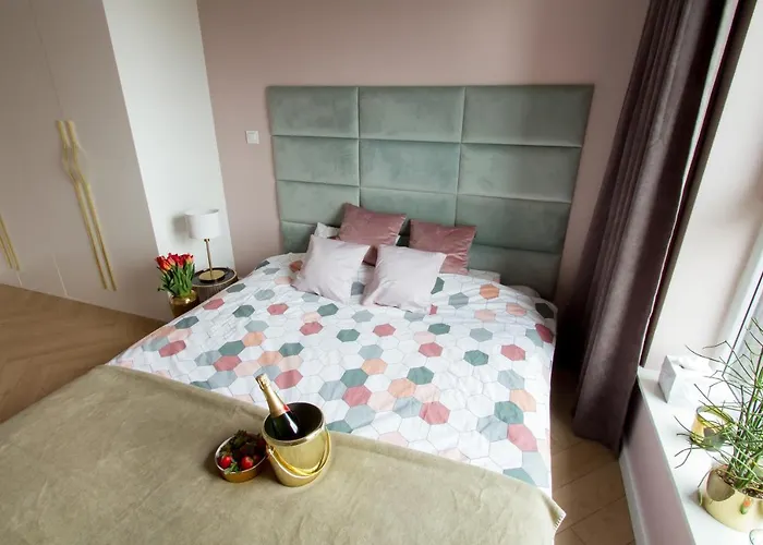 Nowy Przy Placu Szembeka شقة وارسو