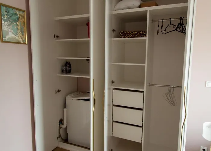 Nowy Przy Placu Szembeka * وارسو